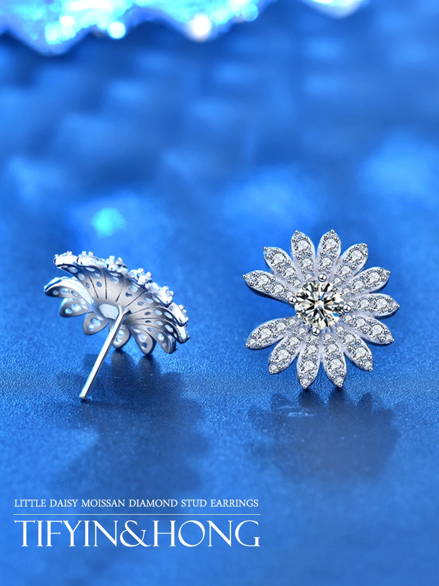 

2021 popular Daisy Earrings solid color romantic mosan diamond carat Earrings postage free Sterling Silver 925 men's and women's