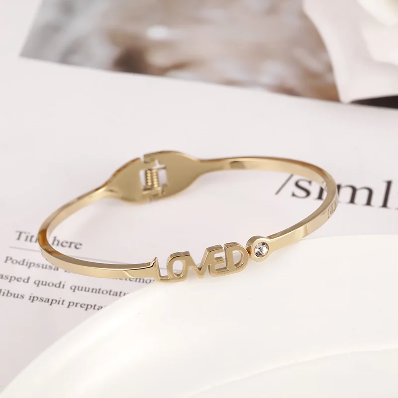 

TF-94 The new bracelet is on the shelf LOVE single diamond bracelet female English alphabet inlaid single diamond bracelet
