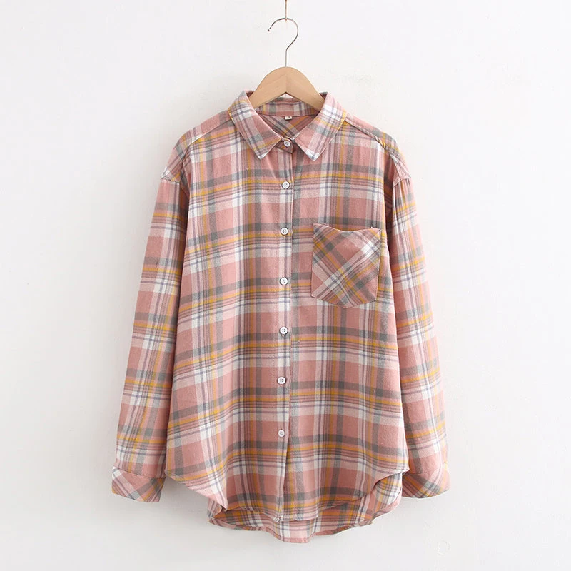 

Shirts & Blouses