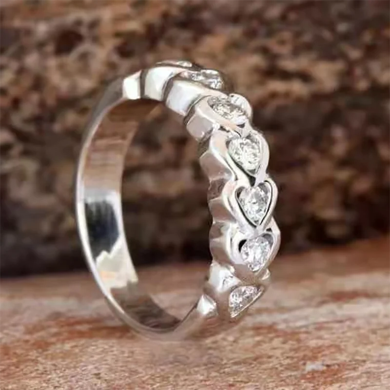 

Hot Sale Simple Silver Color Hollow Heart Love Shaped Crystal Rhinestone Zircon Female Metal Ring for Women Party Jewelry