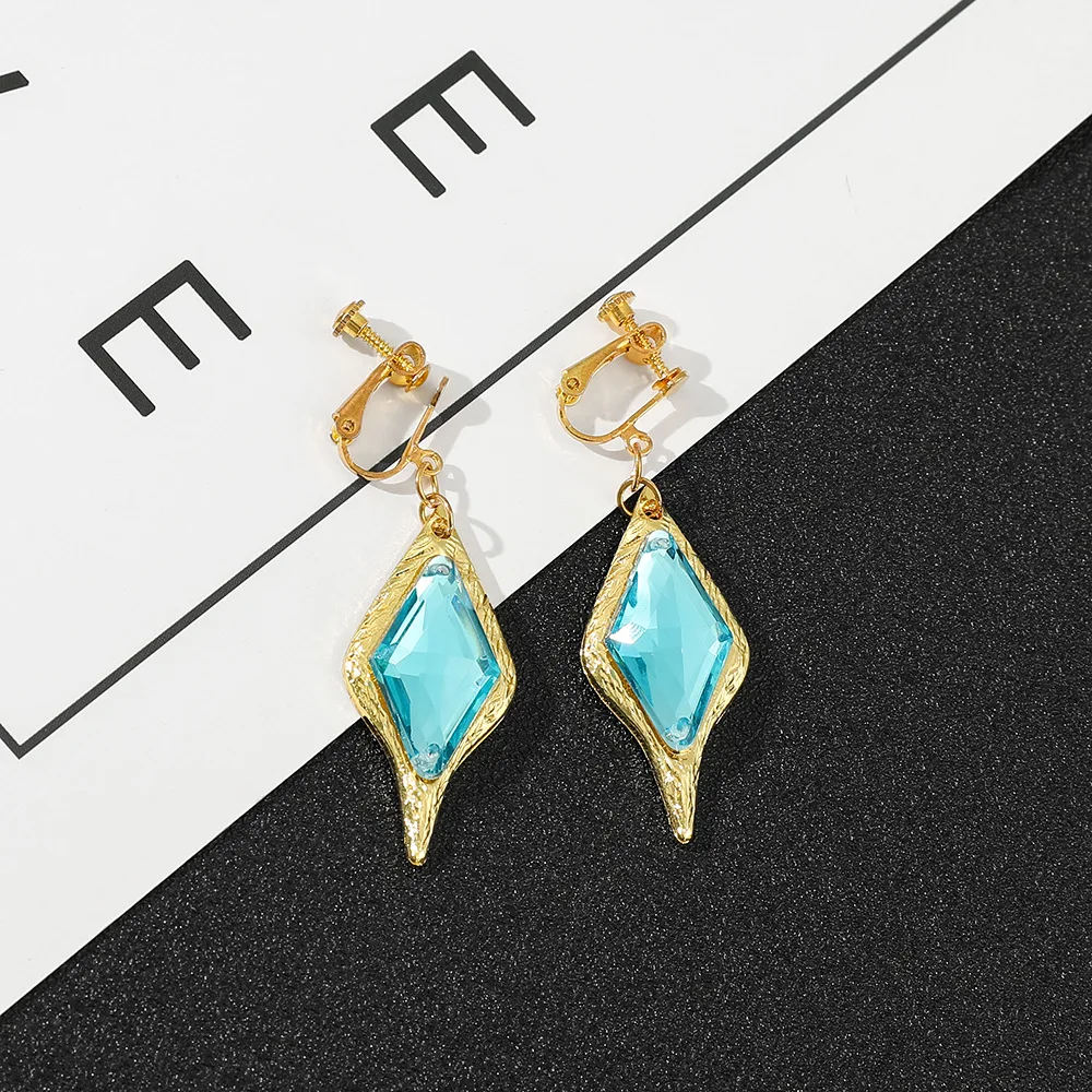 

Genshin Impact Figure Kaeya Earrings The Knights of Favonius Same Style Ear Clip Cosplay Animation Game Accessories Gift Jewelry