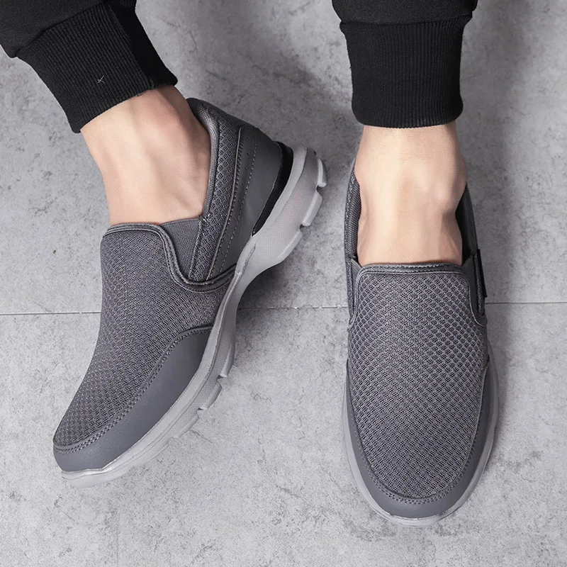 

New Spring Summer Men's Mesh shoes Breathable Men vulcanized shoes Slip Wear Men's Flat shoes Soft Casual Shoes Big Size 39-46
