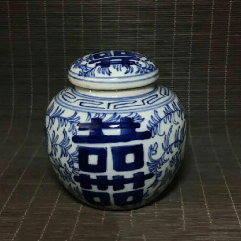 

Китайская старинная фарфоровая синяя и белая крышка с двойным счастьем