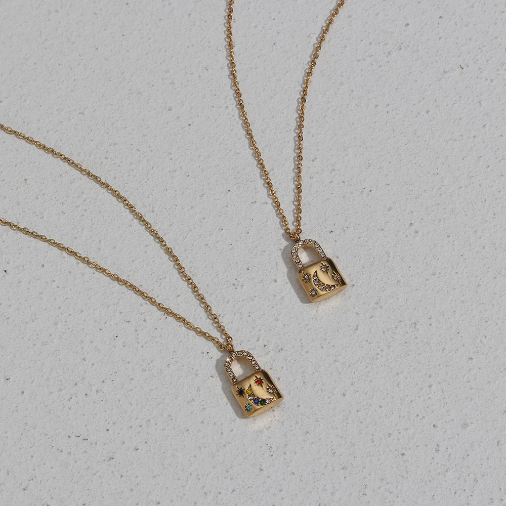 Ожерелье из 18-каратного золота с фианитами и |