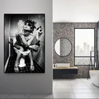 Винтажная Черно-Белая настенная Картина на холсте, сексуальная женщина, курительная в туалете, печать, постер, туалет, бар, картины для украшения дома