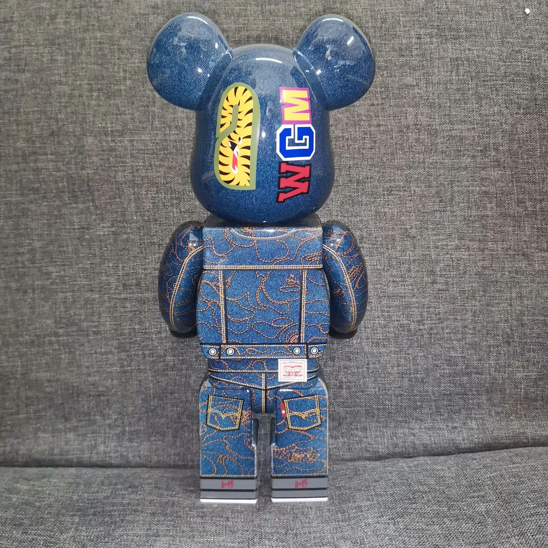 Медвежонки Bearbrick bape Levi s Акула трехсторонний строительный блок медведь насилие