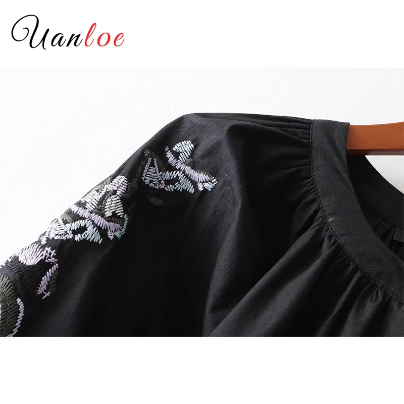 Классические черные топы винтажная Свободная рубашка с цветочной вышивкой