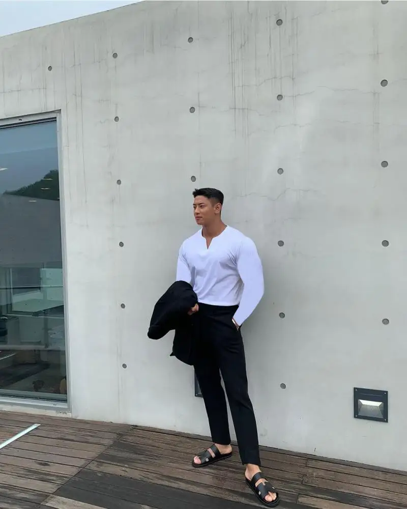 Autumn new muscle  sports long-sleeved men's cotton V-neck fitness long-sleeved T-shirt casual fashion solid color top