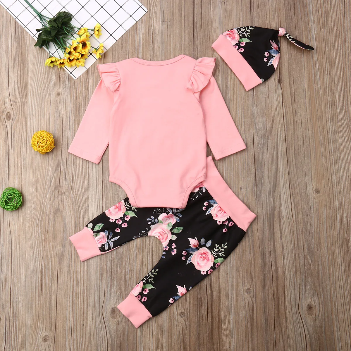 

Pudcoco 2020 Autumn 0-24M Infant Baby Girls 3Pcs Set BABY SISTER Heart Arrow Long Sleeve Letter Print Bodysuit+Floral Pants+Hat