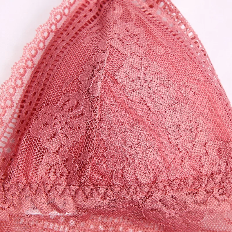 

GUMPRUN Seamless Deep V Lace Bras For Women Wireless Push Up Bra Thin Comfortable Underwear Sexy Lingerie Triangle Cup Bralette