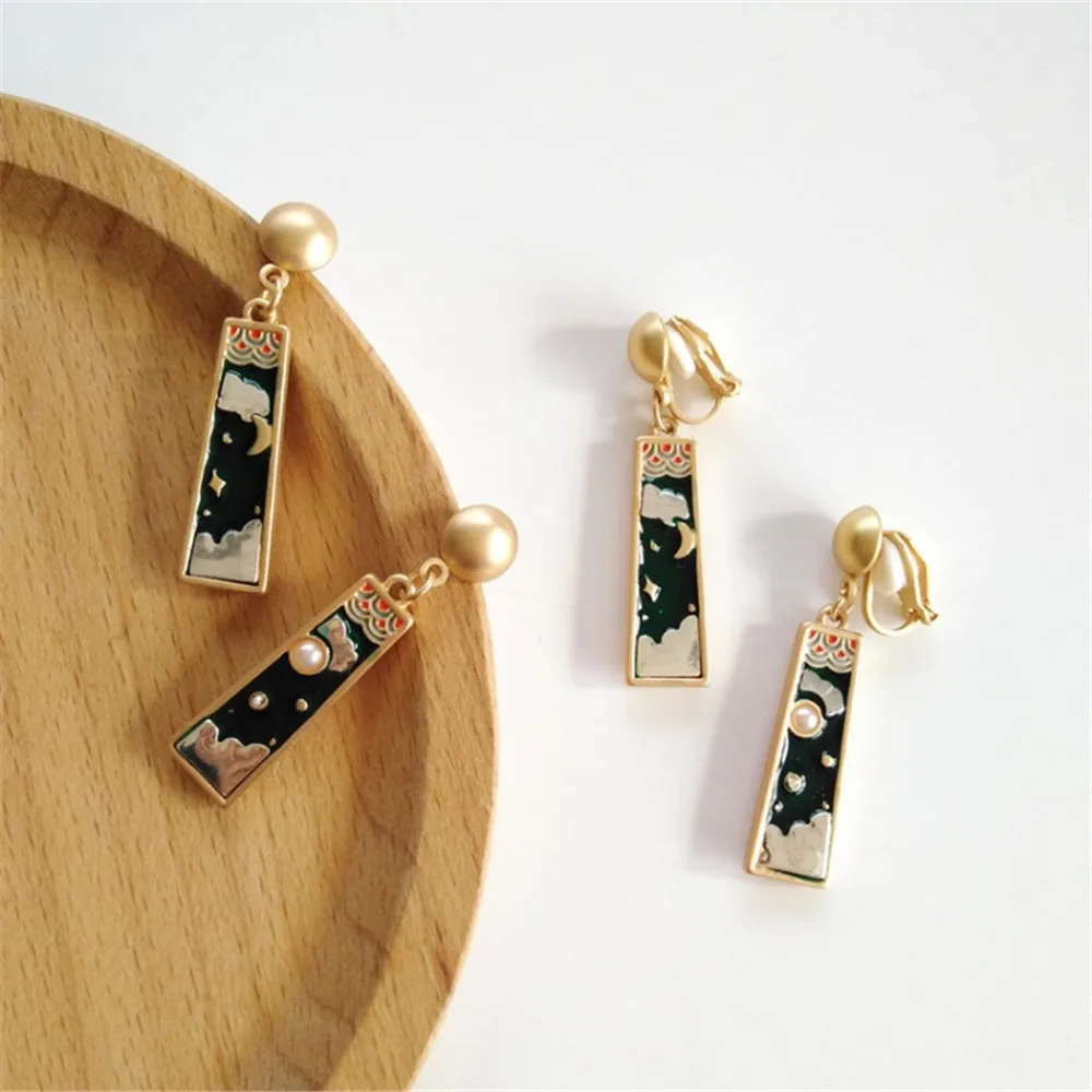 

1Pair Korean Version Beautiful Creative Pearl Drop Oil Niche Playful Girl Earrings Daily Wear Students Simple Non Pierced Ears