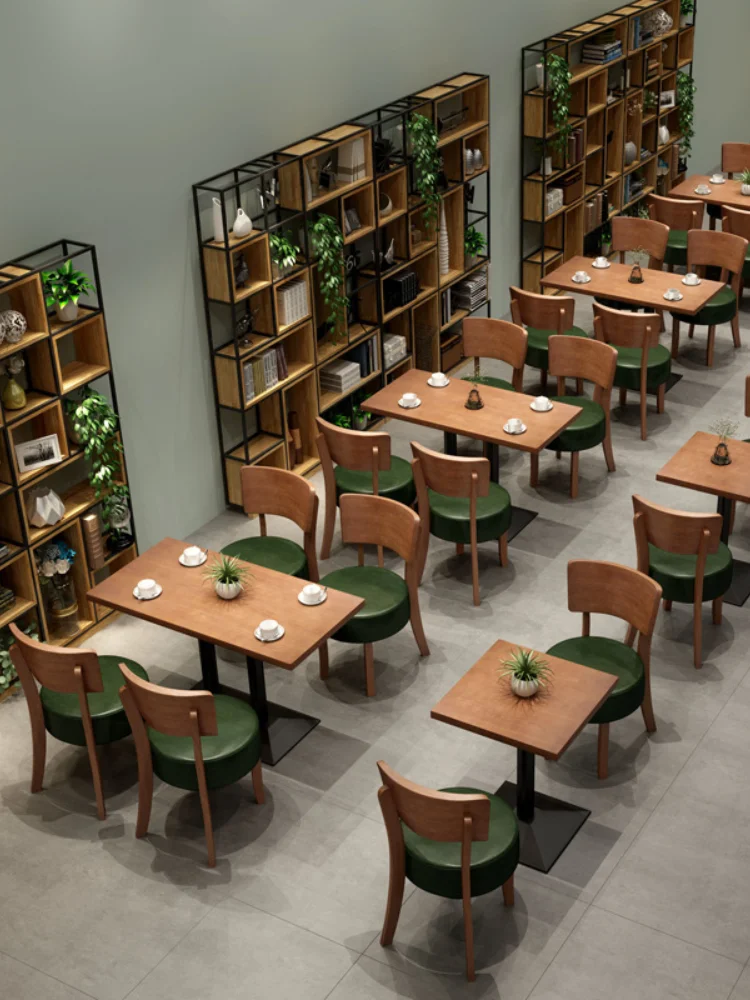 Столы и стулья в стиле ретро американской кофейни для магазина с молочным чаем