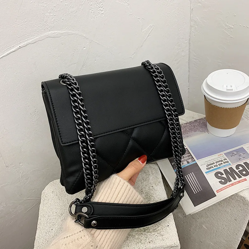 

European and American Fashion Ladies Rhombic Chain Bag 2020 New Retro Large-capacity One-shoulder Messenger Small Square Bag