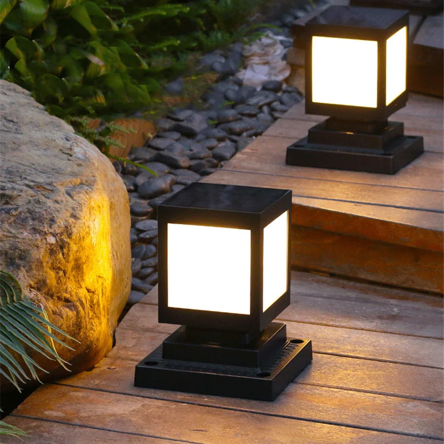 

Outdoor Waterproof Solar Pillar Lamp Fence Villa Parking Column Lamp Gate Courtyard Villa Landscape Fence Solar Bollard Light