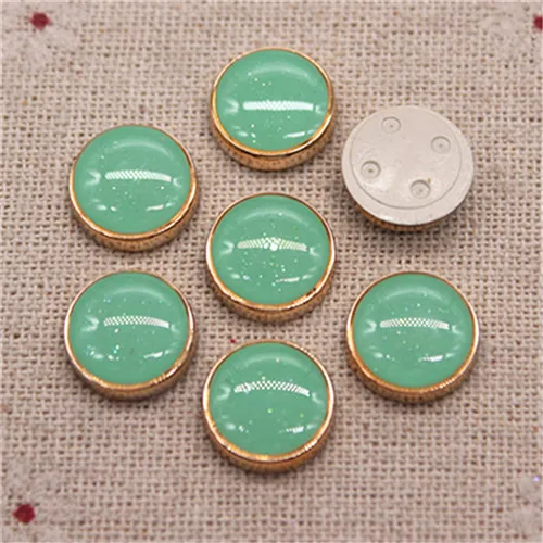green 30pcs 30 шт. 12 мм смешанные цвета блестящая смола золотой круг пластиковые круглые плоские кнопки домой фигурки для сада основы для заколок для волос скрапбукинга - Цвет: green 30pcs