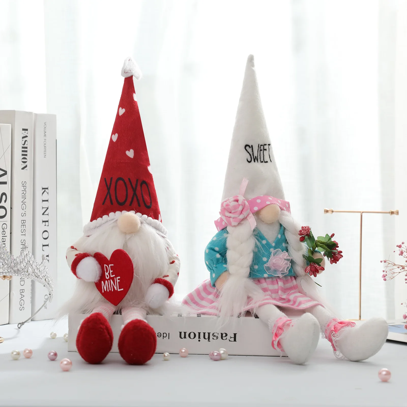 

Новейшая романтическая безликая кукла на День святого Валентина, супер милая плюшевая игрушка, креативное настольное украшение для дома, г...