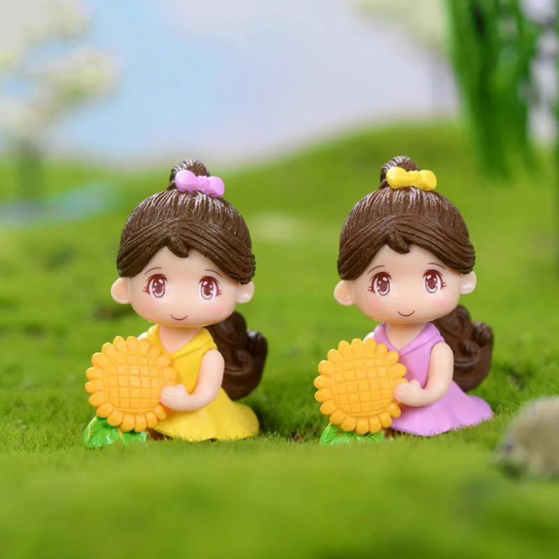 

1pc Lovely Cartoon Sunflower Girl Micro Landscape Garden Decor Desktop Decoration Girl Model Figure Toys for Kids Girl Gift