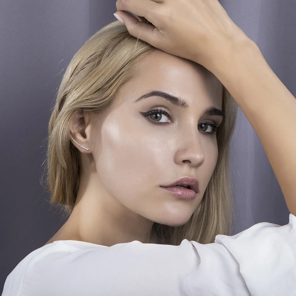 Женские легкие серьги из розового золота 585 пробы с фианитами | Украшения и