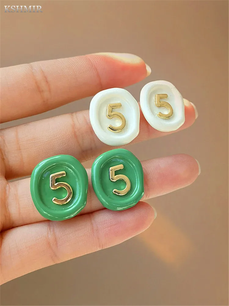 

2022 New irregular creative digital stud earrings vintage earrings exquisite exquisite oil dripping female earrings