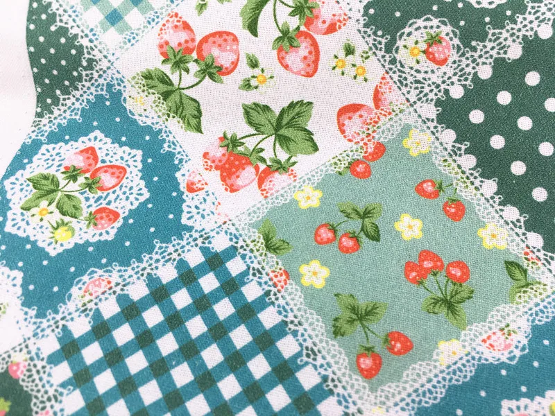 Кружевная ткань в пасторальном ретро-стиле с принтом клубники 100% хлопок сделай