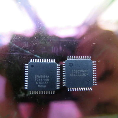 

1PCS EPM3064ATC44-10N EPM3064ATC44-10 EPM3064ATC44 EPM3064 TQFP-44