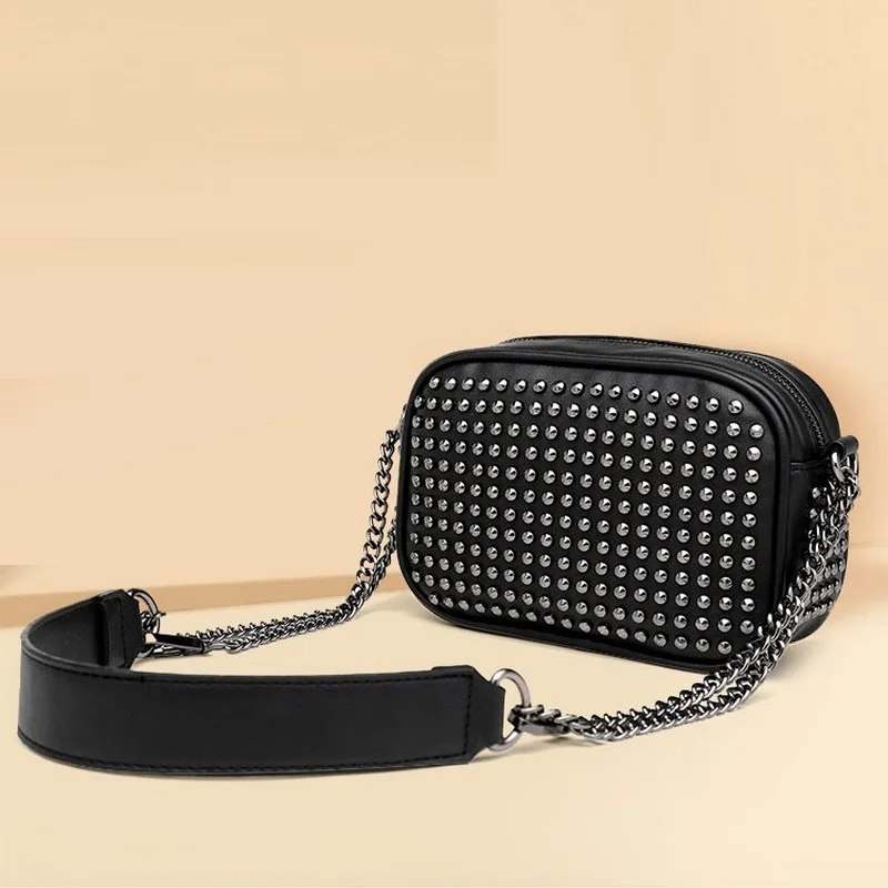 

Модные женские сумки через плечо с заклепками, женские сумки через плечо с цепочкой для женщин, маленькие сумки-мессенджеры в стиле панк, че...