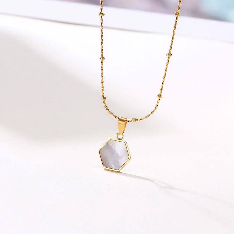 Elegant Geometric Shell Small Pendant Necklaces for Women Party Jewelry with Gold Color Stainless Steel K 18 Tag Accessory | Украшения и