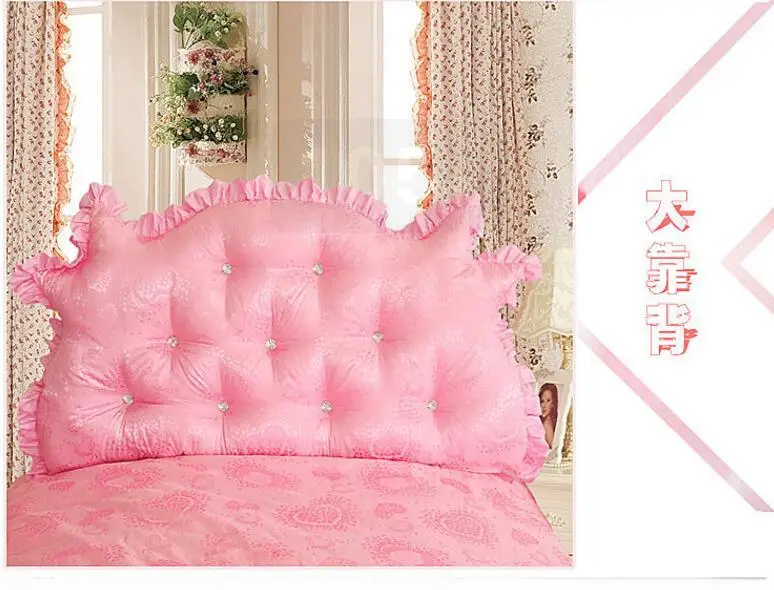 Бело-розовая подушка для изголовья кровати | Дом и сад