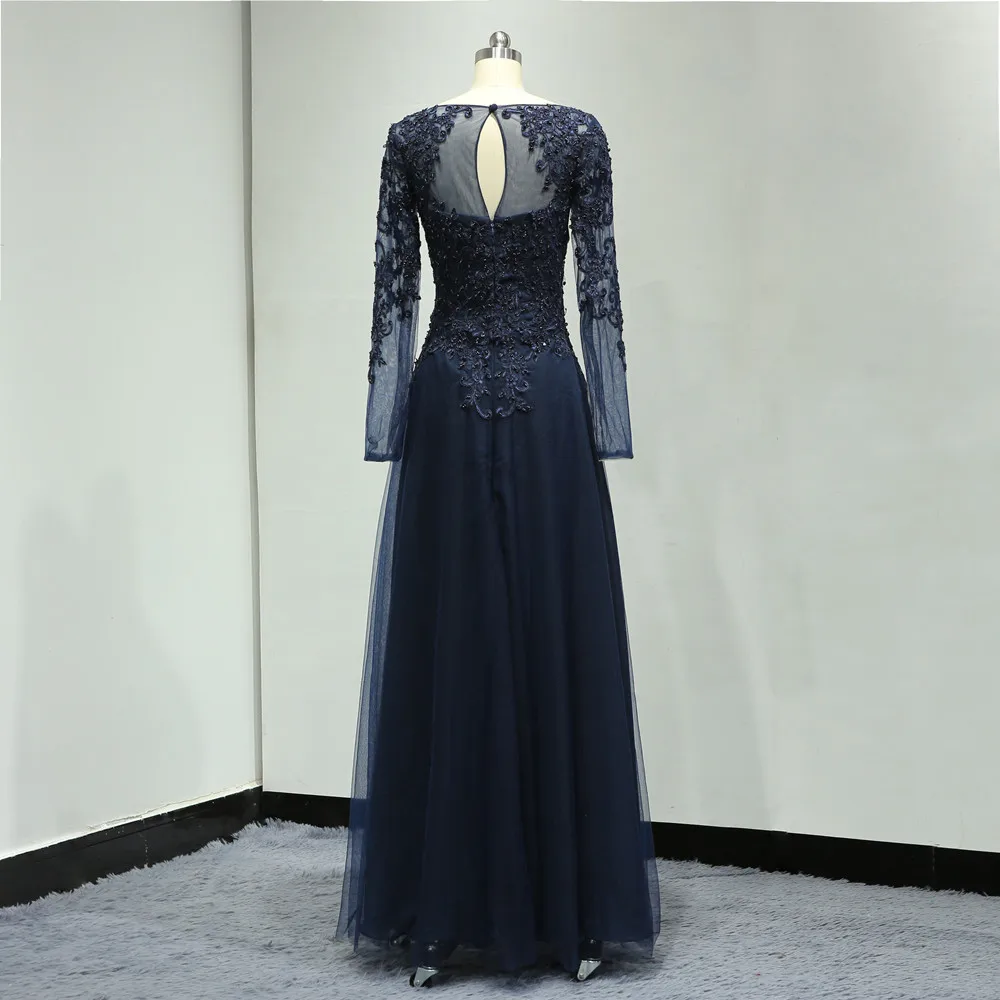 Платье трапеция в пол для матери невесты с длинным рукавом и глубоким круглым