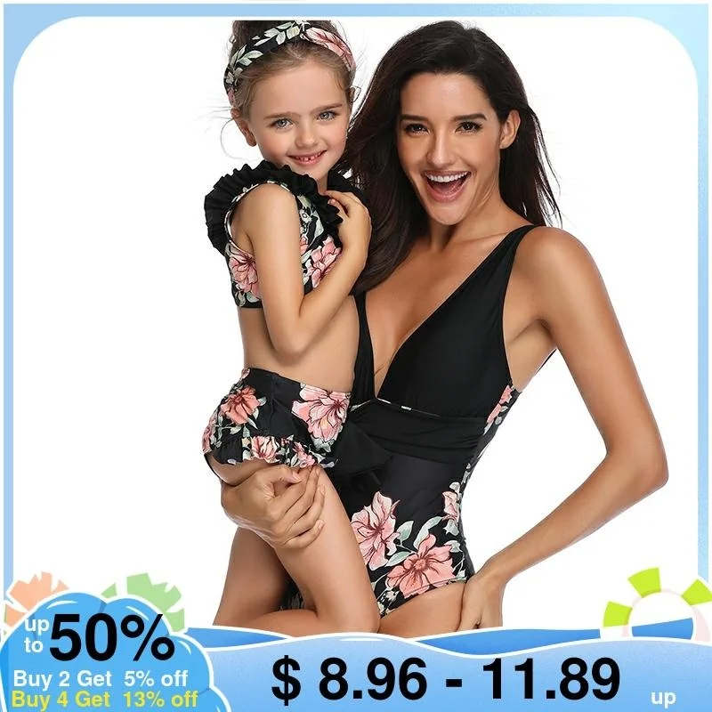 

Familia juego traje de baño dama de chicas en Bikini traje de baño con pantalones cortos de baño estampado Floral niños ropa