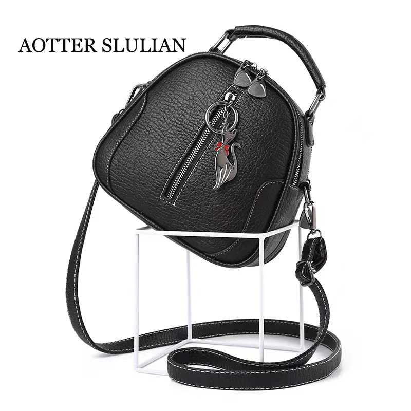 

Vintage Soft Leather Shoulder Bags Women Large Capacity Handbag Round Small Bag Shoulder Bags Lady Tote Tassel Purses Sac A Main