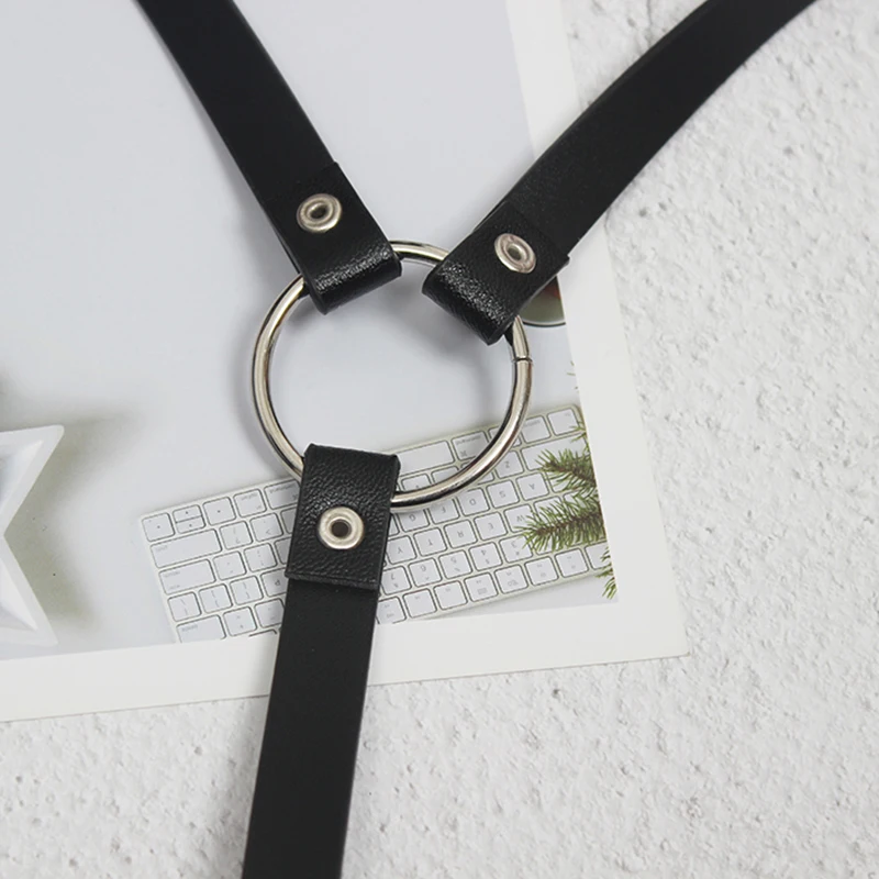 

[EAM] Retro Cool Metal Circle Black Pu Leather Belt Personality Women New Fashion Tide All-match Spring Autumn 2021 1DD5108