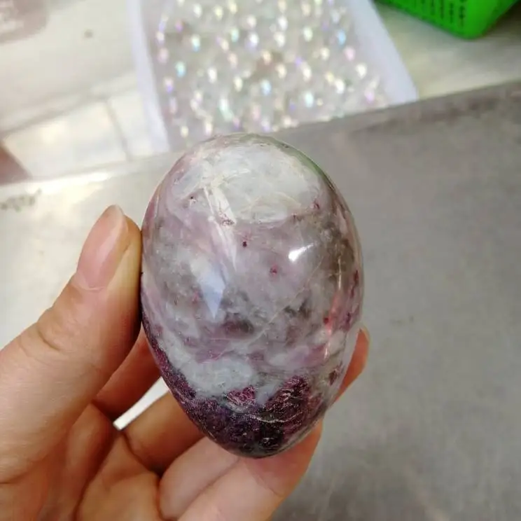 

1 pc red tourmaline egg
