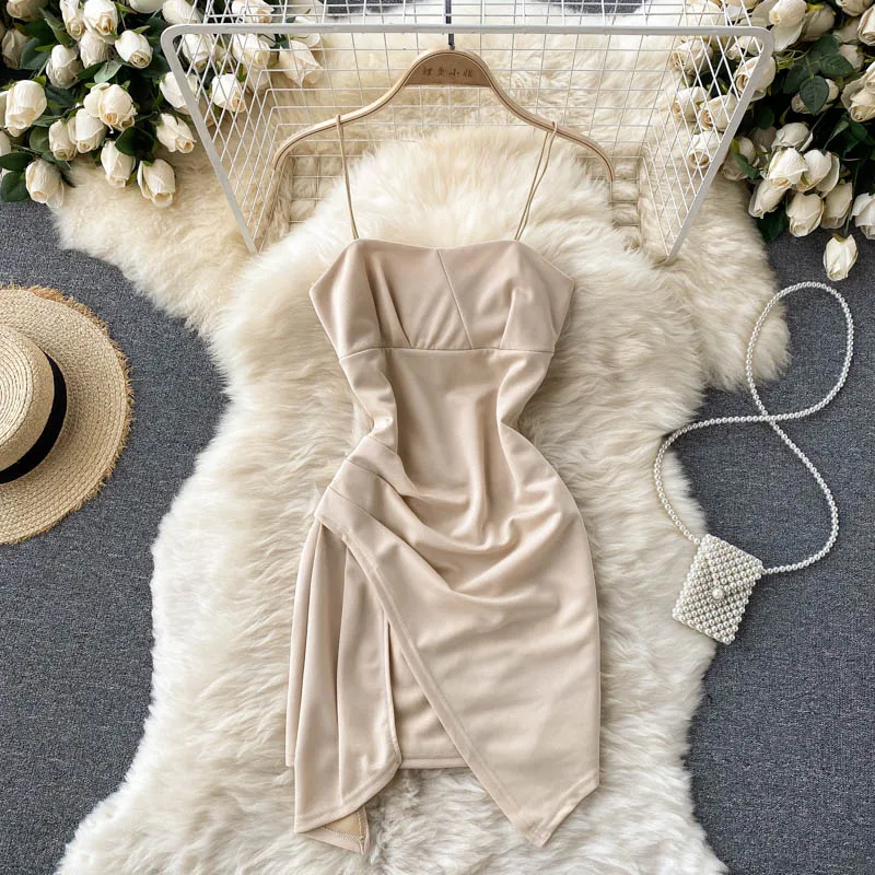 

Женское летнее короткое платье без рукавов, с разрезом