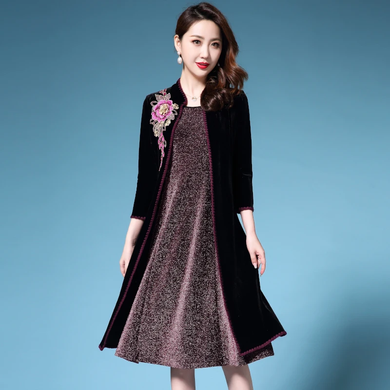 

Plus Size M-5XL Chinese Style Elegant Flowers Embroidery Velvet 2 Pieces Trench Coat And Dress Vintage Women Winter Dresses
