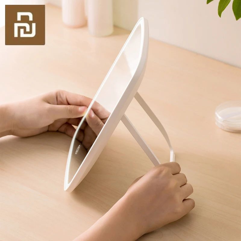 Настольное светодиодное зеркало для макияжа с сенсорным управлением