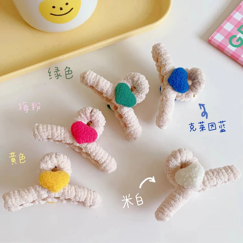 

Милые плюшевые заколки для волос в форме сердца w & G Kawaii Ins на осень и зиму заколки для волос в форме акулы для девочек аксессуары для волос ...