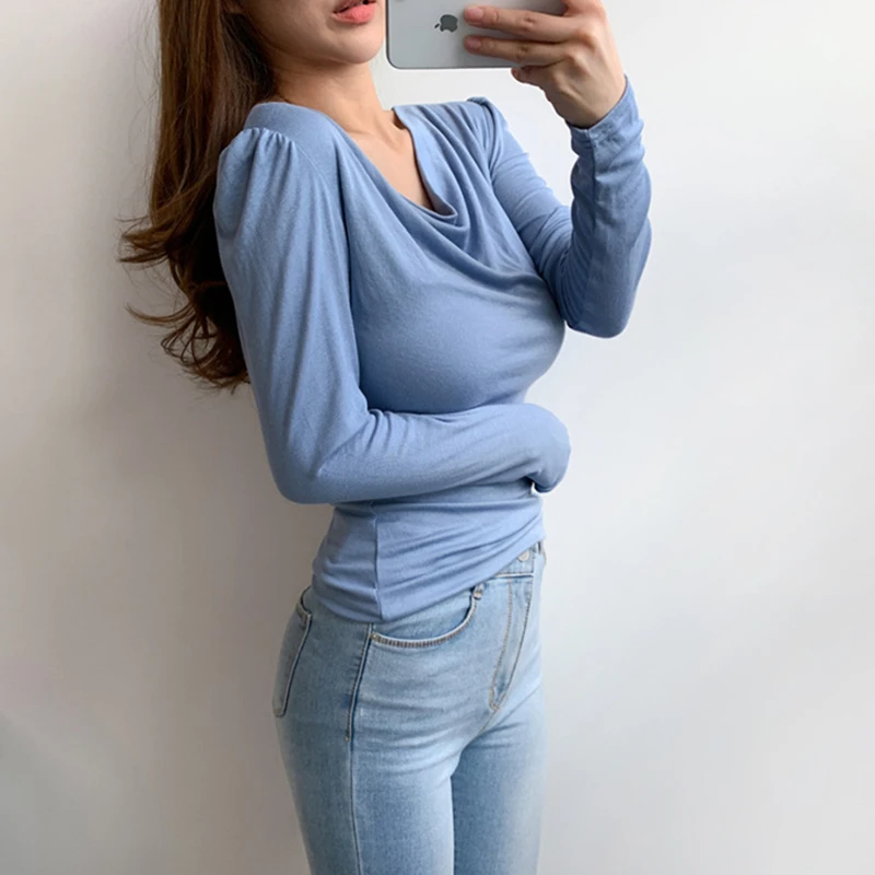 Южная Корея купила грубые плотные футболки с длинными рукавами и светодиодной