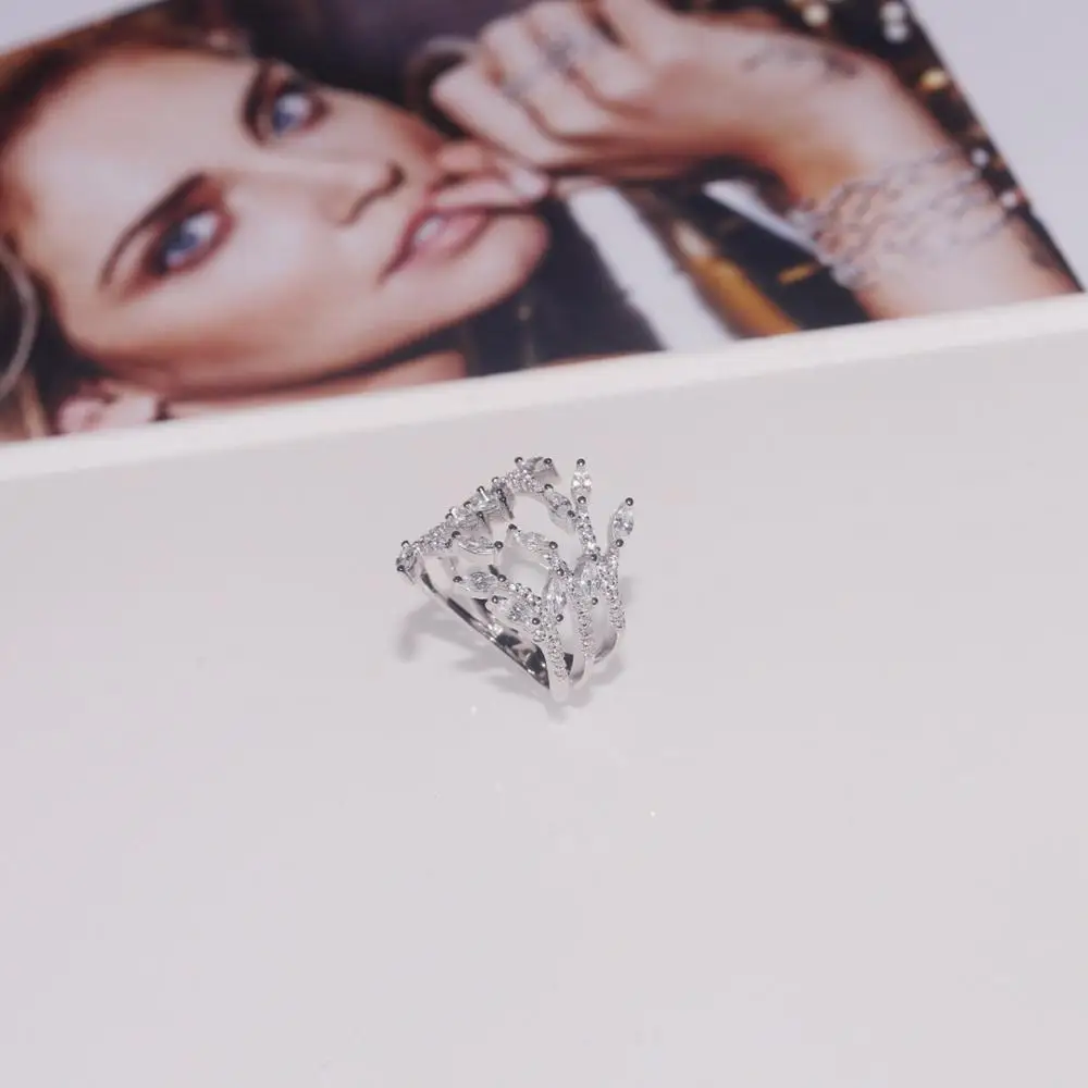 Женское кольцо в виде ветки из серебра 925 пробы | Украшения и аксессуары