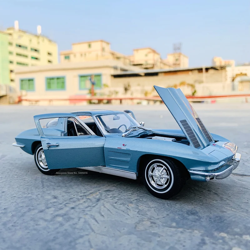 

1:24 Chevrolet 1963 Corvette Simulation Alloy Car Model Crafts Decoration Collection Toy Tools Gift
