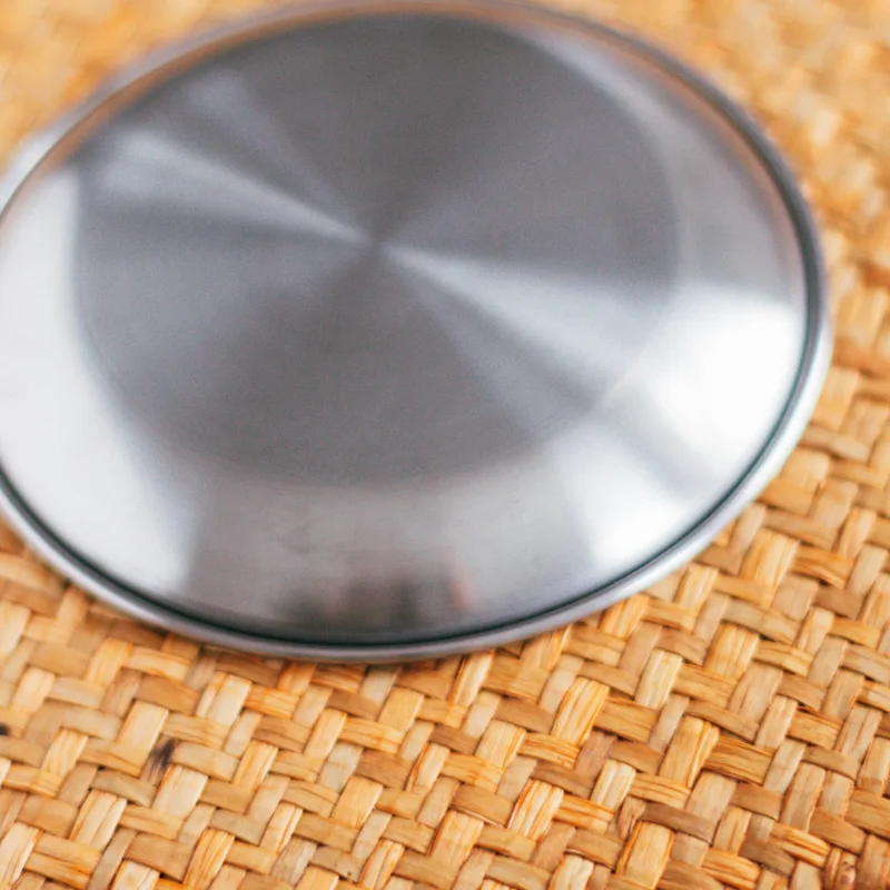 Круглые обеденные тарелки из нержавеющей стали в скандинавском стиле | Дом и сад