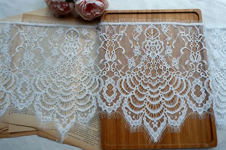 Высококачественная мягкая нейлоновая кружевная отделка с ресничками Ширина 24 см