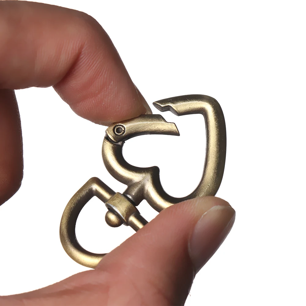 1 PC Zinc Alloy Plated Gate Spring Rings Heart Shape Buckles Purses Handbags Carabiner Clips Easy Push Trigger Snap Hooks | Спорт и