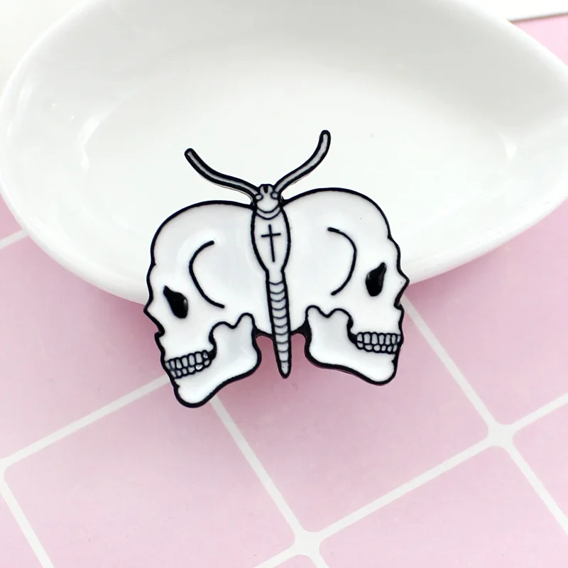 Мультяшные Белые Двойные Броши Skwleton для женщин Панк Бабочка Эмаль Булавка