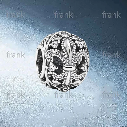 

791378CZ Fleur-de-Lis Charm