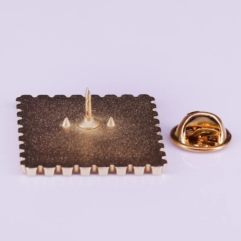 Значок с надписью Король королевы|Броши| |