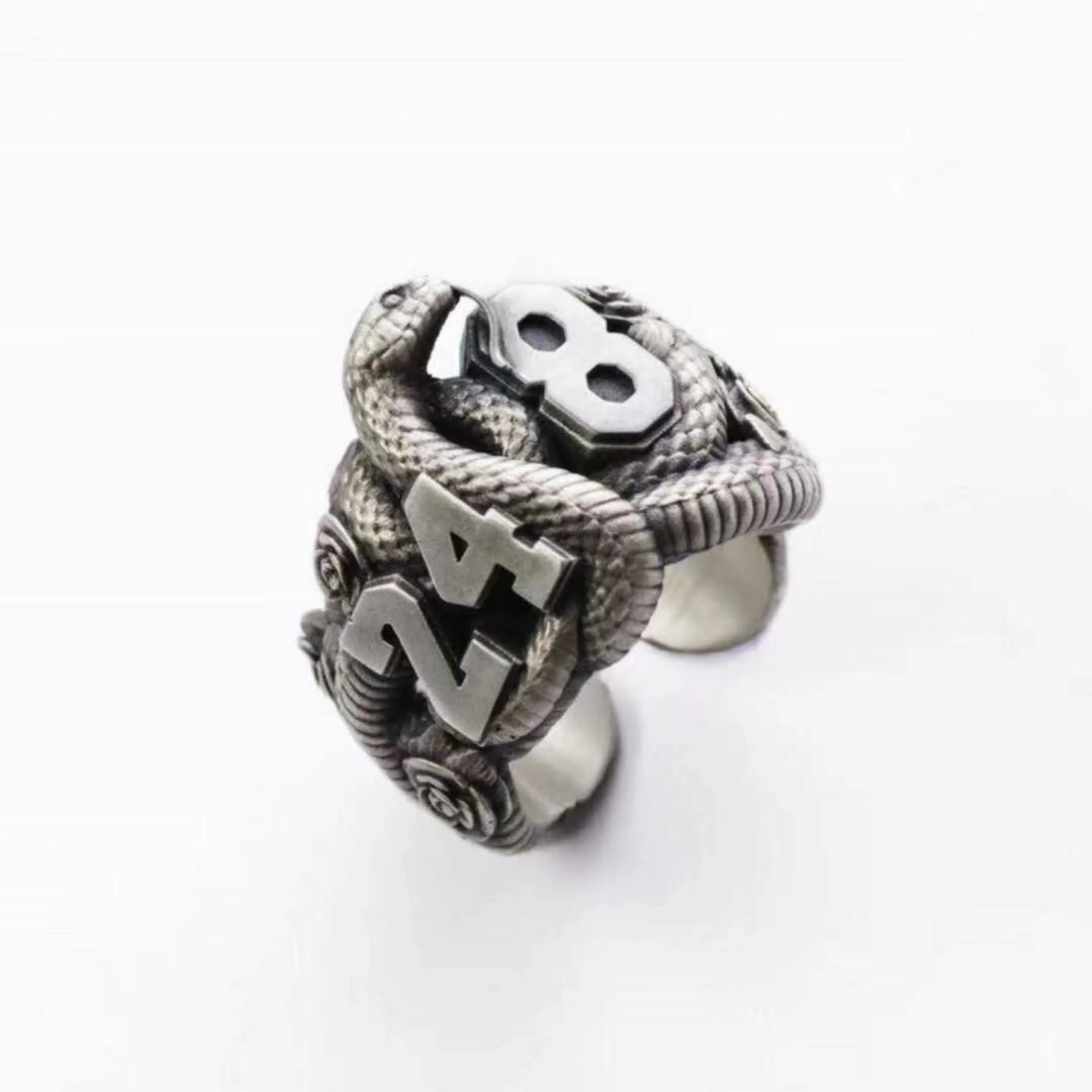 

Men's domineering snake retro ring court ring men's jewelry mens rings gift for men luxury Casual/Sporty