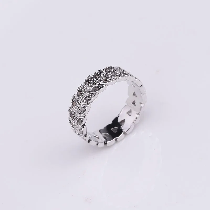 

Explosion Jewelry Europe and America Creative Leaves Inlaid Retro Ring Women's Foreign Trade Fashion Jewelry