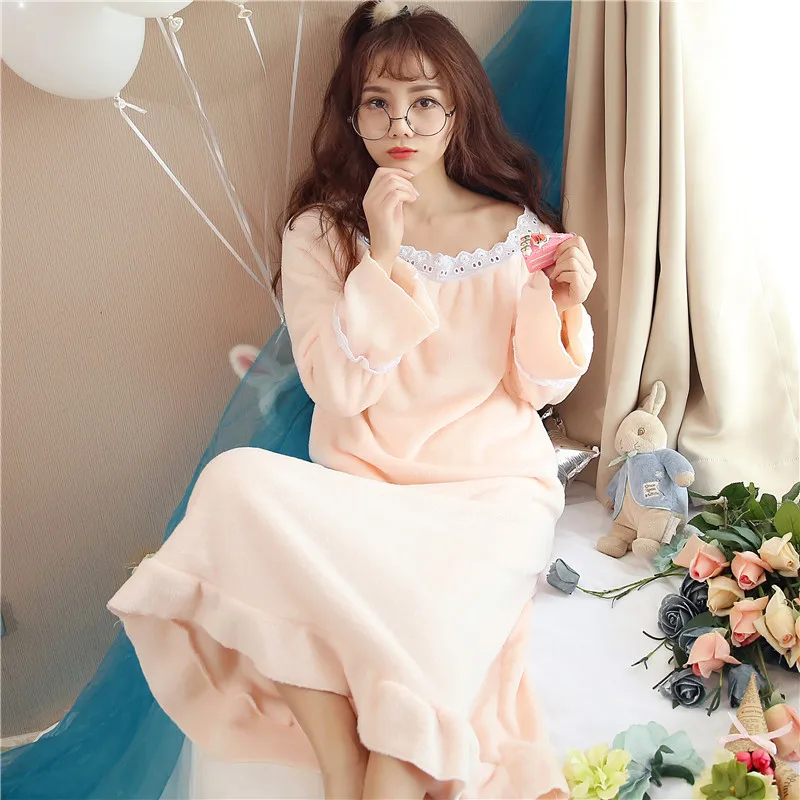 Зимняя женская ночная рубашка утепленная фланелевая Домашняя одежда с капюшоном