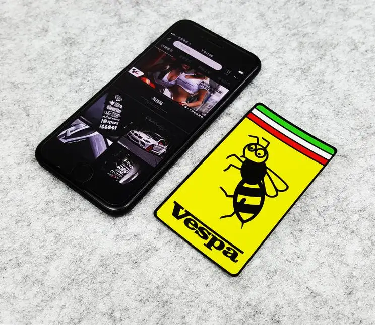 Виниловые наклейки на мотошлем светоотражающие для скутеров | Автомобили и